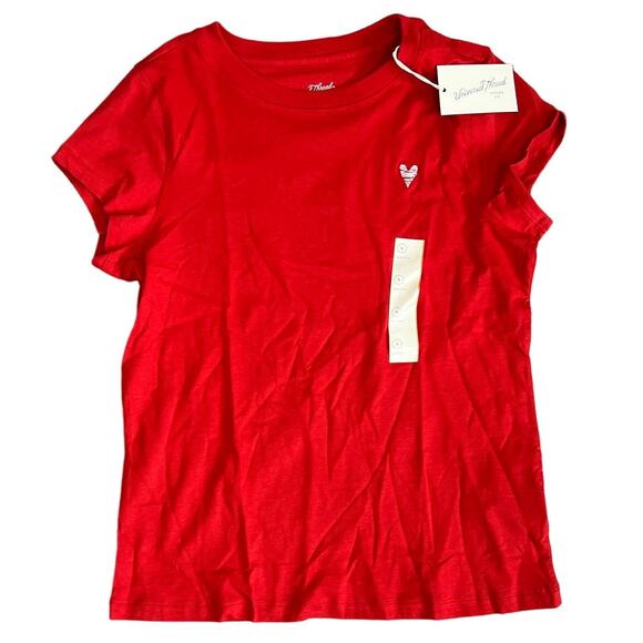 Universal Thread Women's Red Short Sleeve T-Shirt with Heart - Size Small - NWT - Picture 1 of 6